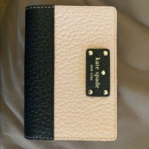 Bi fold Kate Spade Wallet